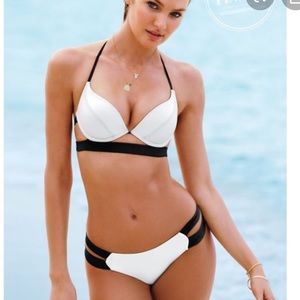 Victoria’s Secret Bikini Bundle (2 tops 1 bottom)
